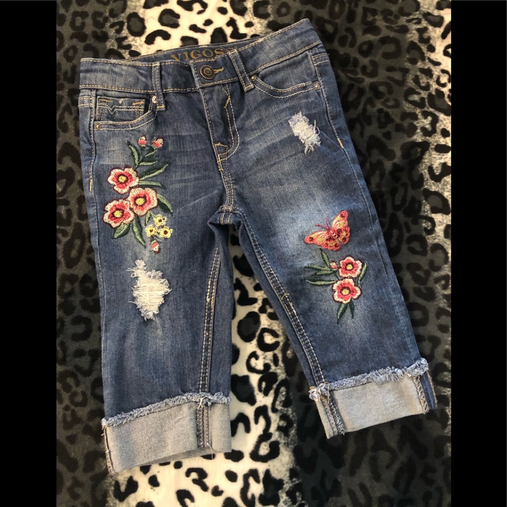 NWOT Vigoss Toddler Capris